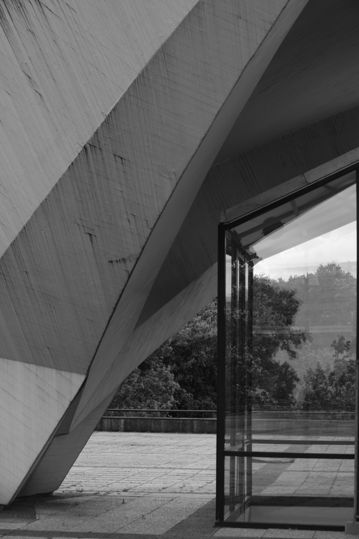 A famous Berlin ‘Frontside’ by Philipp Gross —