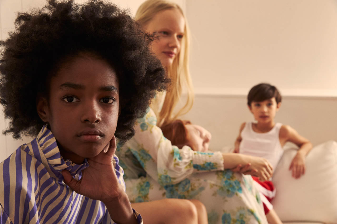 Sisterhood — From left to right: Top Vintage by Le Grand Strip / Dress Zimmerman / Tank Top Molo Pants Haus of JR