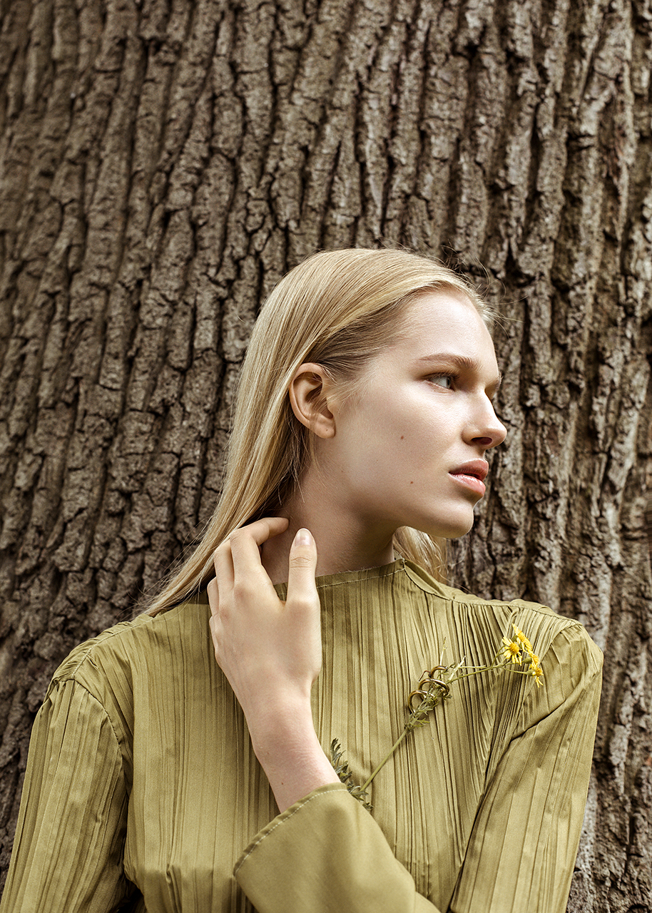 Eden — Blouse Studiowinkler Brooch Sherylin Birth