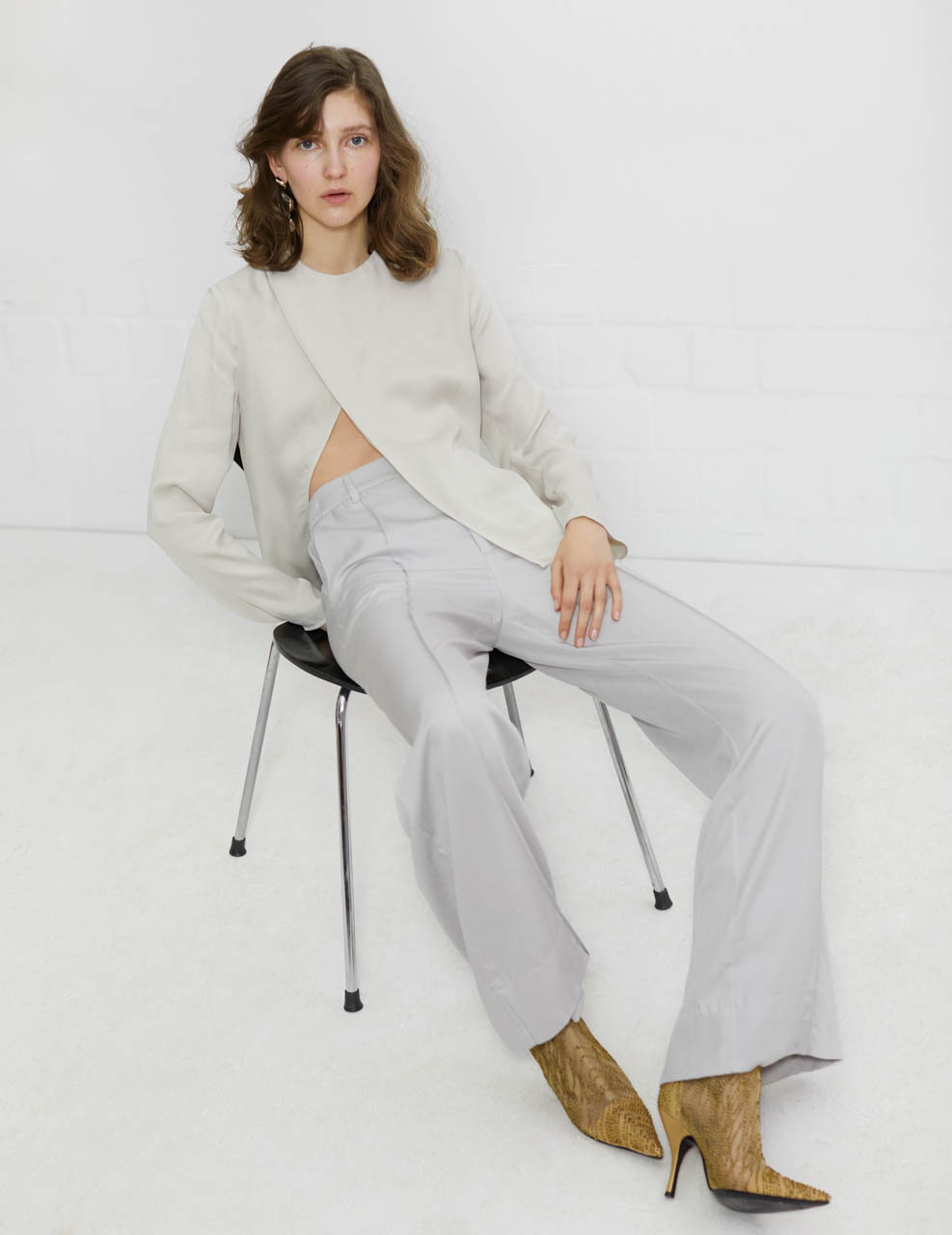 Don’t Sleep Don’t Dream — Top Hien Le Trousers Gestuz Shoes Sergio Rossi Earrings Xenia Bous