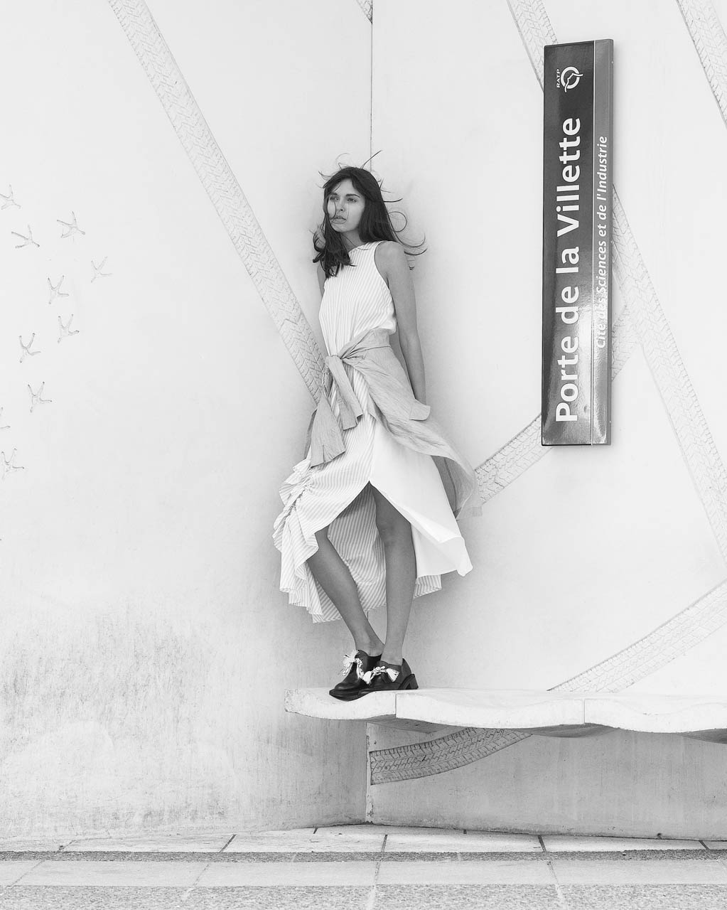 Streetlife — Dress Victoria Tomas Jacket (around the waist) Khadi & CO Shoes Aalto