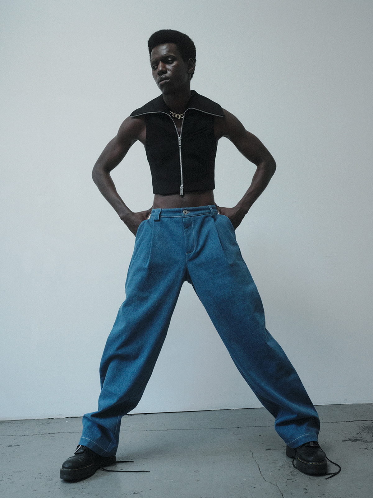 Moving Through Water — Top Ganni Neklace & Other Stories Trousers J’ai mal à la tête