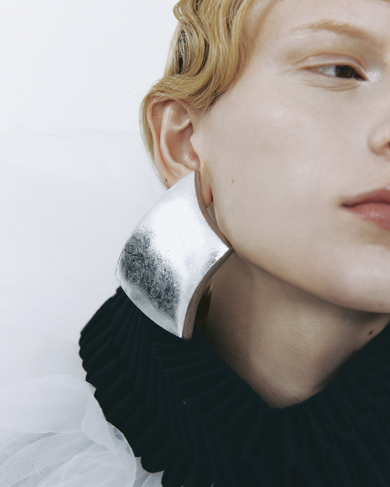 Call The Moon — Collerette Chocheng Earrings  Monies