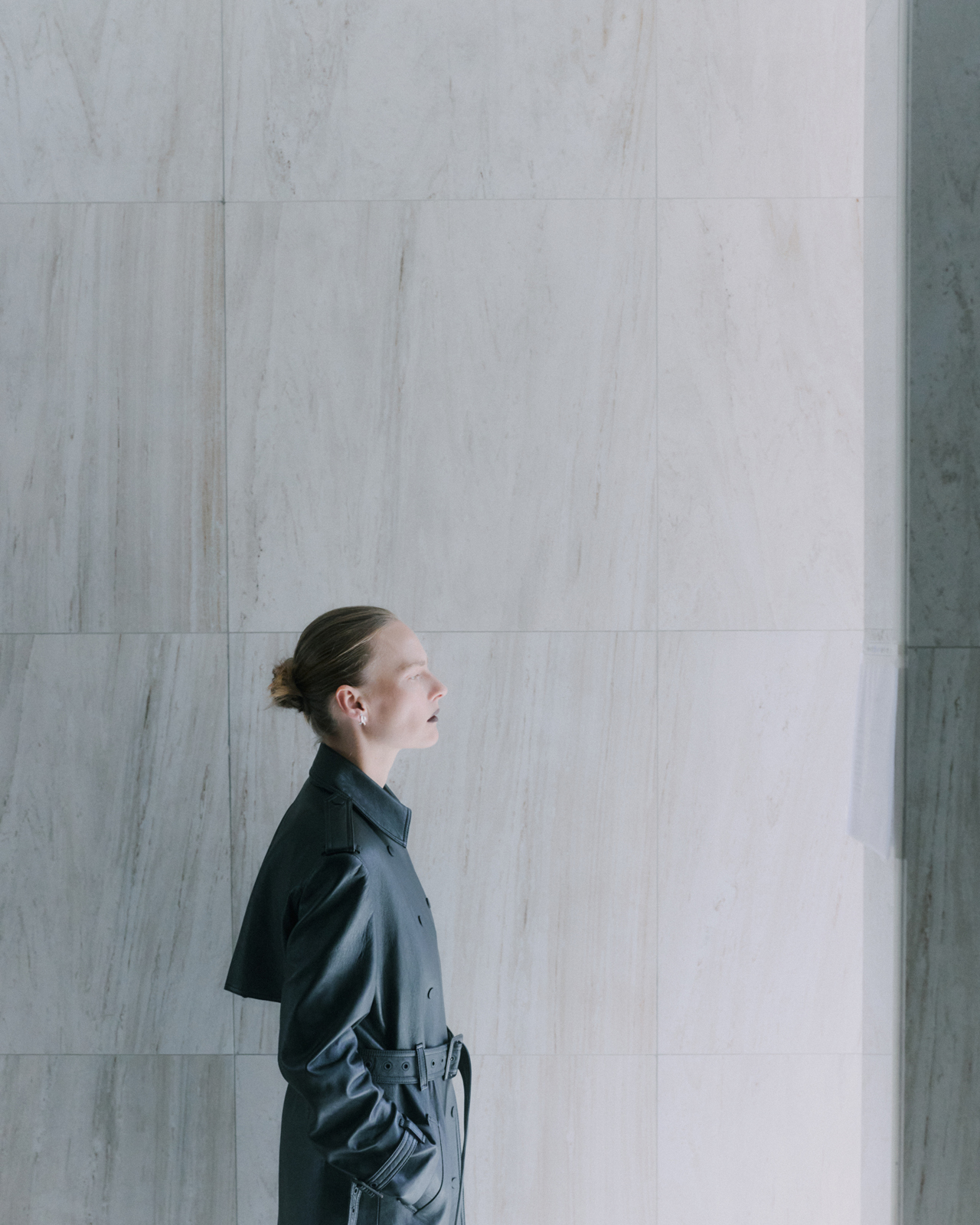 Ania — Coat Sagio Earrings Ildar Wafin