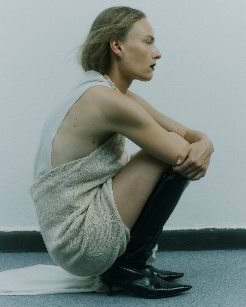 Ania – Cover Image