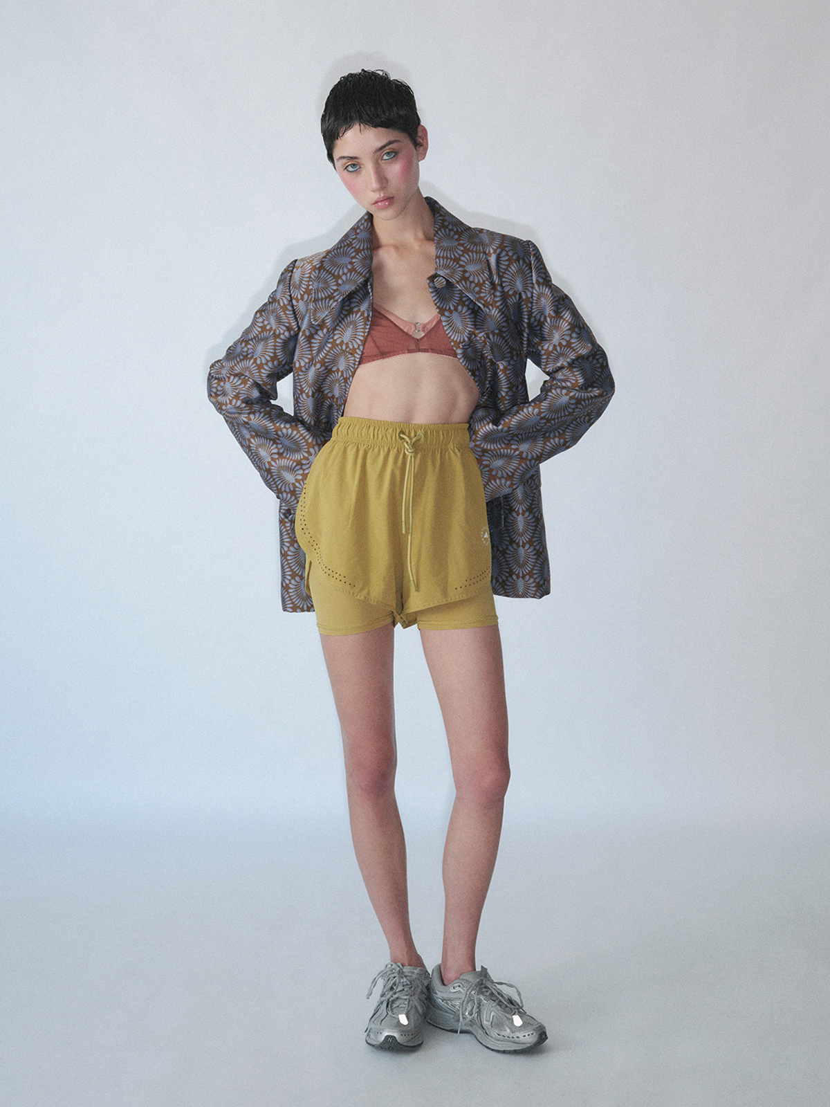 The Everlasting — Jacket & Other Stories Shorts Stella McCartney x Adidas Bra Understatement Shoes New Balance