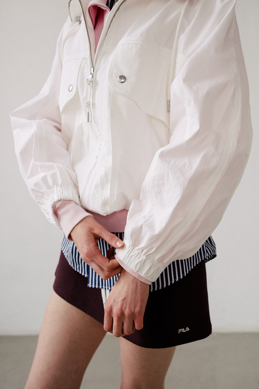 En Forme &mdash; Jacket Arket Buttoned Shirt Le Bristol Paris by Sellpy Sweater Arket Tie Givenchy Vintage Skirt Fila