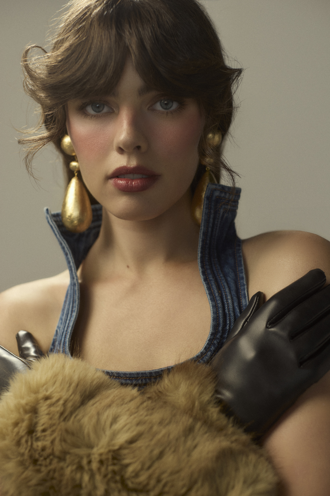 Making Waves — Dress Cult Gaia Faux fur gloves Apparis Earrings Cult Gaia