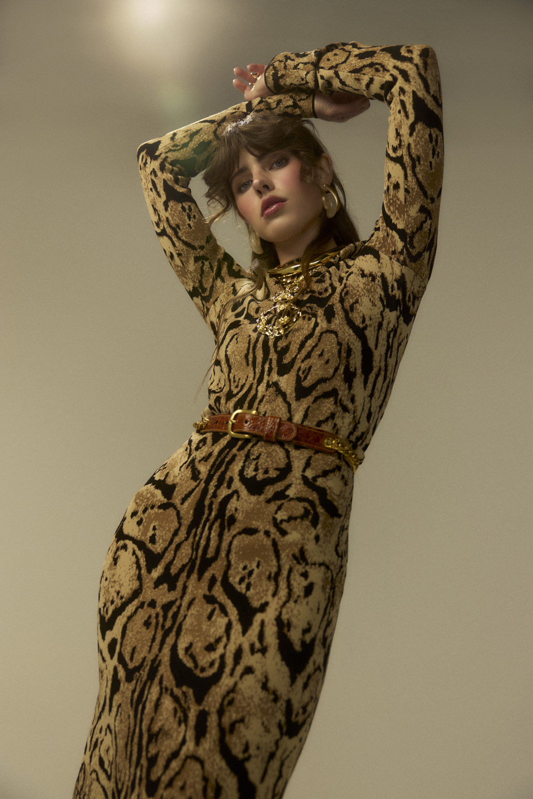 Making Waves — Top & skirt Stella McCartney Belt vintage Showroom Seven Necklace & pendant necklace Alexis Bittar Earrings Cult Gaia